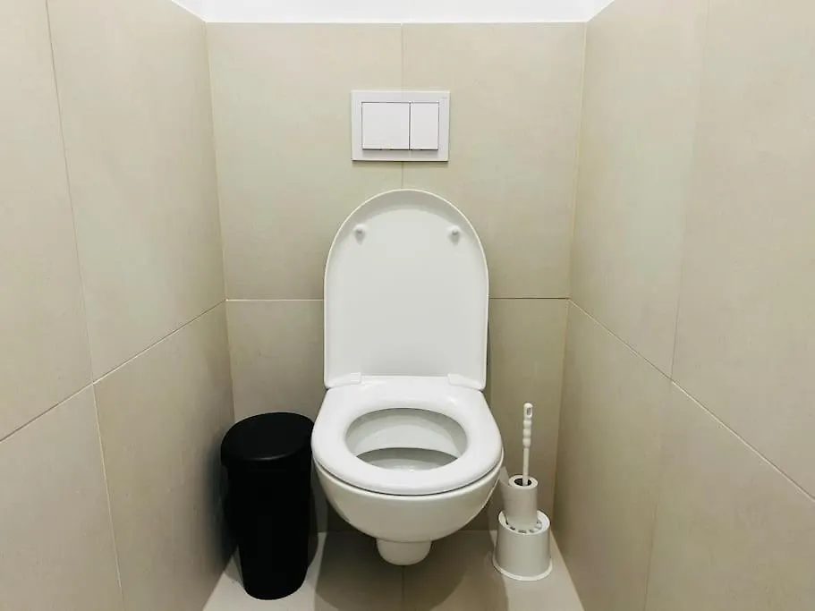 Central Sunny Apartment With Free Parking Vídeň